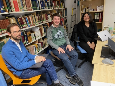 Von links nach rechts: Sébastien Biay, Matthias Schöffel, Ragini Menon.