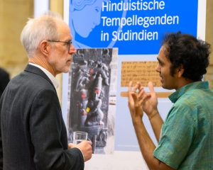Stand der Forschungsstelle Hinduistische Tempellegenden in Südindien beim Akademientag 2024
